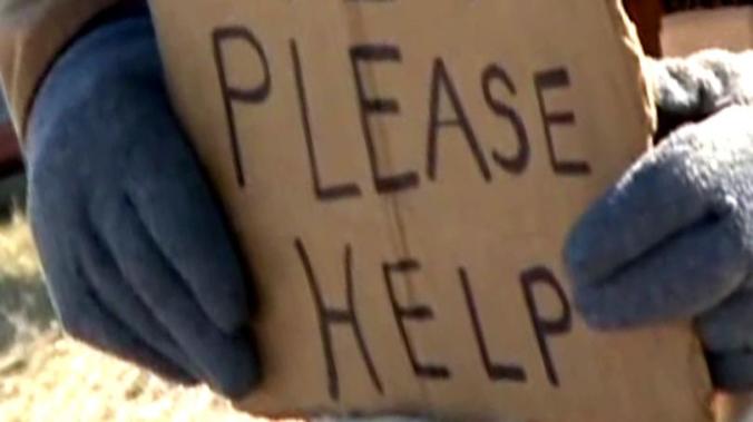 20151206_begging_homeless_panhandling_cardboard_sign_please_help
